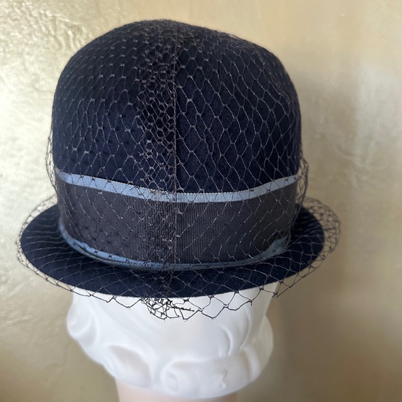 CHIC 1960s\' NAVY FELT \